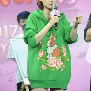 Gucci Green Sweater with embroidered design
Worn Once
ALL SALES ARE FINAL!